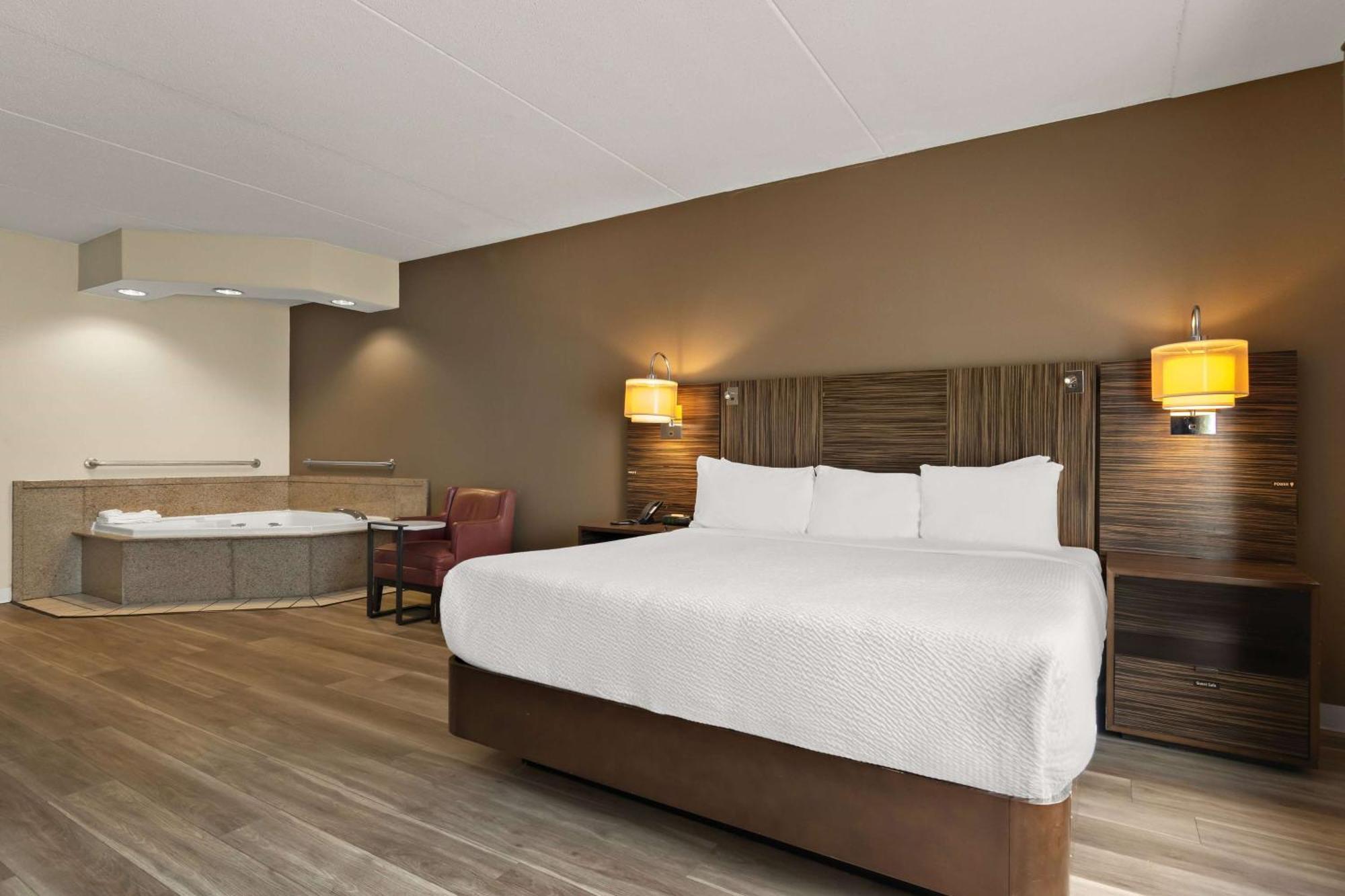 Ramada By Wyndham Harrisburg/Hershey Area Exterior foto